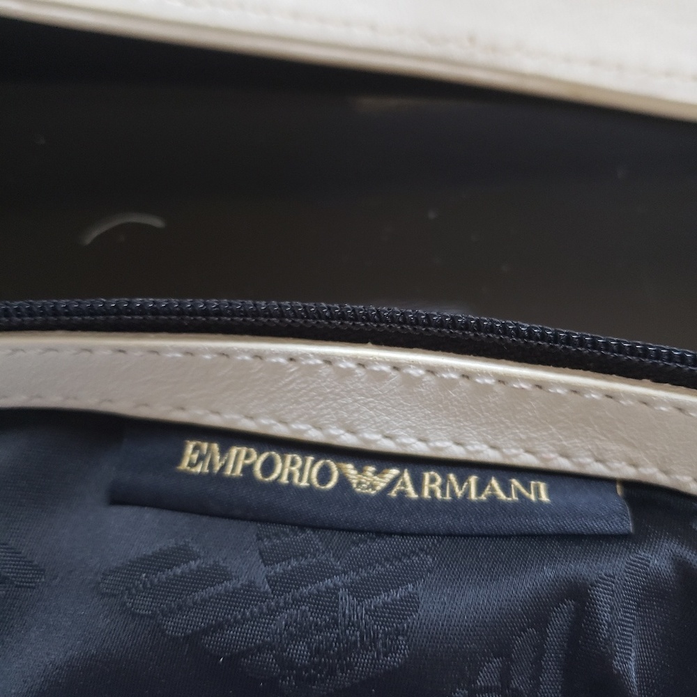 Purse - Picture 6 of 10